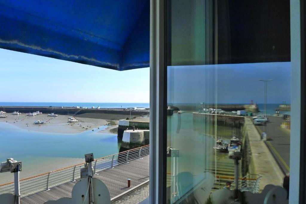 Le Grand Hotel De La Marine "Face A La Mer" Port-en-Bessin-Huppain Exterior foto